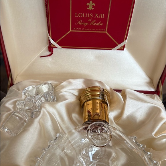 Louis XIII Crystal Baccarat Bottle with Red and Gold Box - Picture 12 of 12
